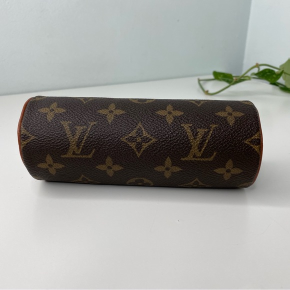 Mini Louis Vuitton Papillon Bag - Picture 4 of 7